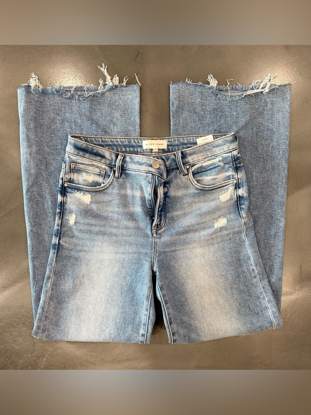 Risen Women’s light washed jeans